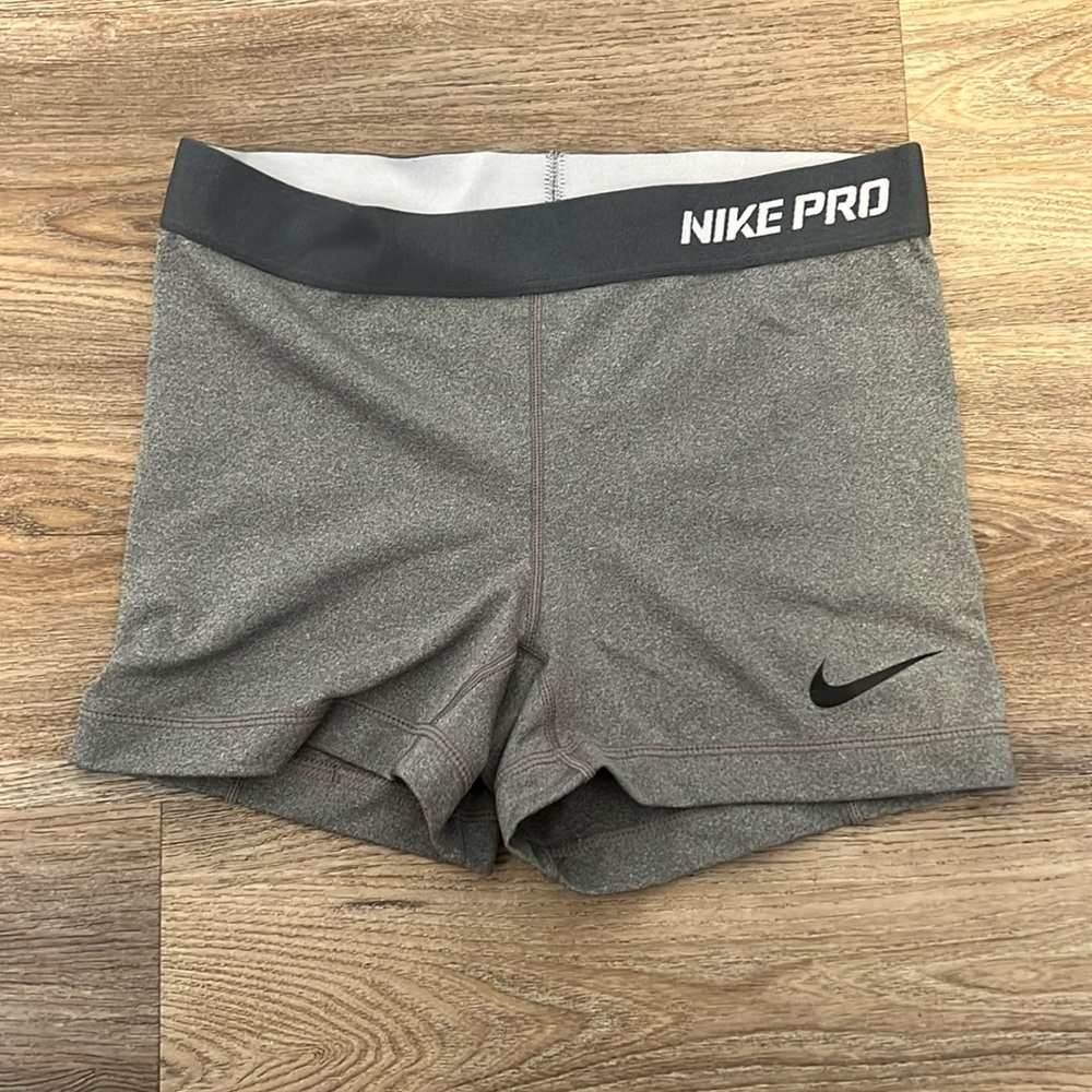 Nike Pro Small Grey Shorts